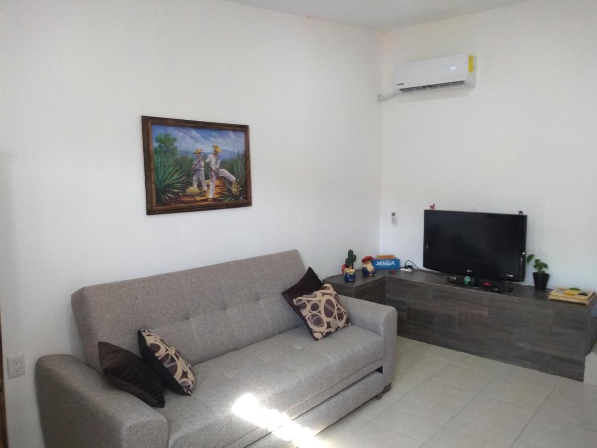 Casa Alebrijes Villa เตกีลา ภายนอก รูปภาพ